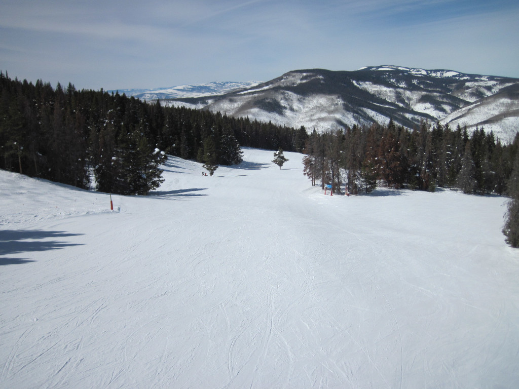 easy ski trail on the front side of Vail