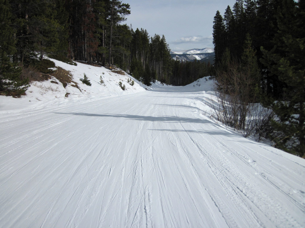 beginner ski trail headed towards Peak 9 Breckenridge