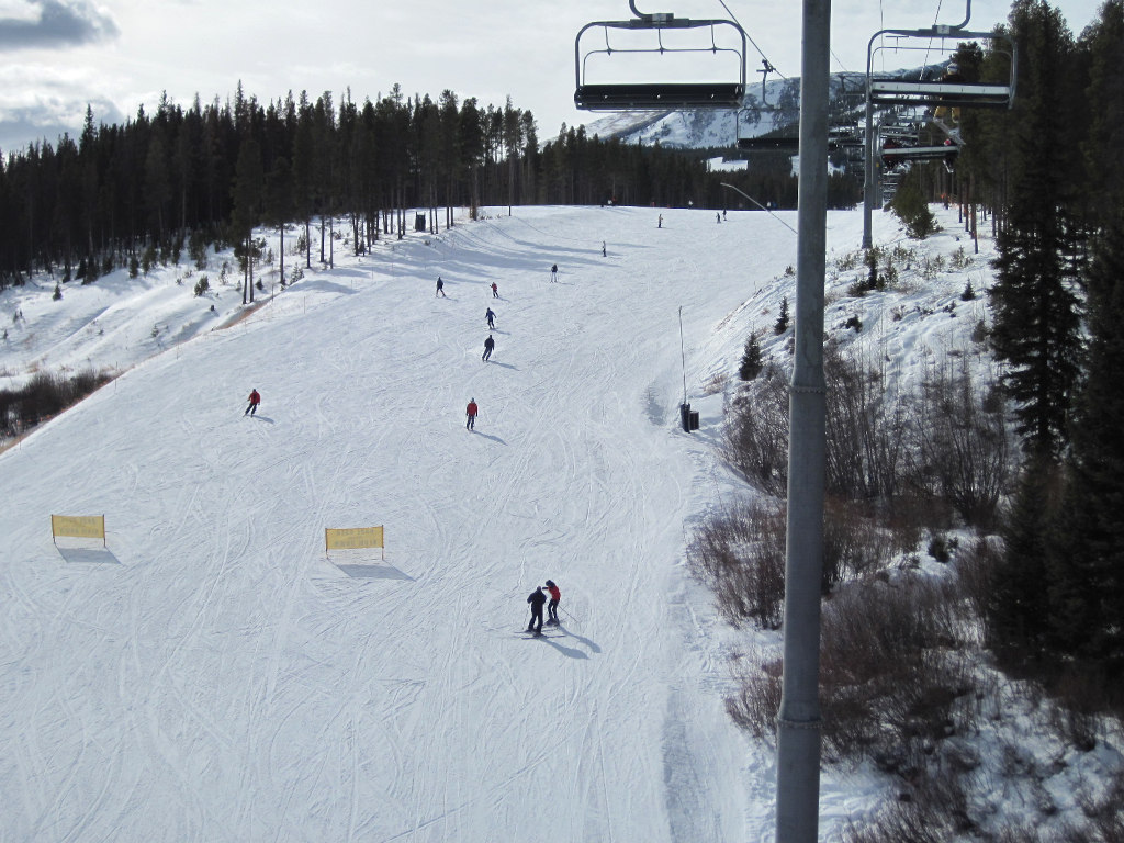 Silverthorne beginner ski trail breckenridge