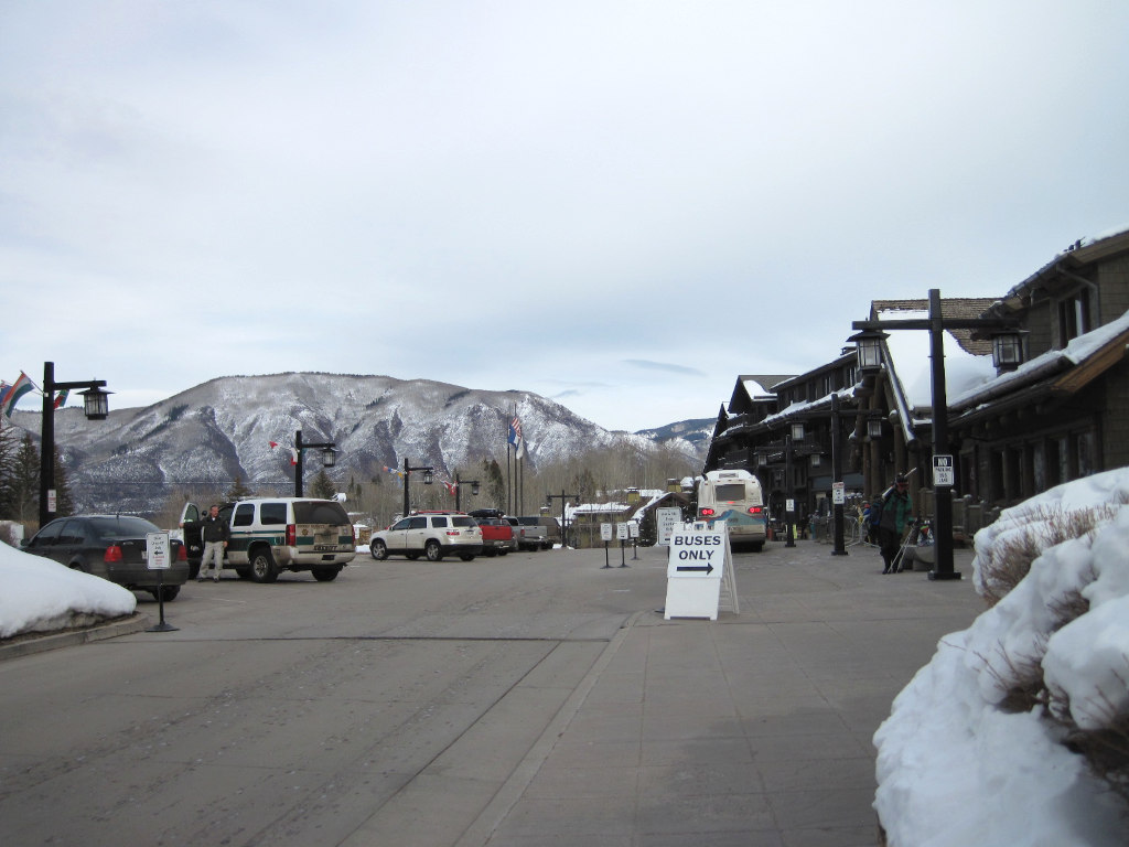 Aspen Highlands transportation center skier drop-off and bus stop