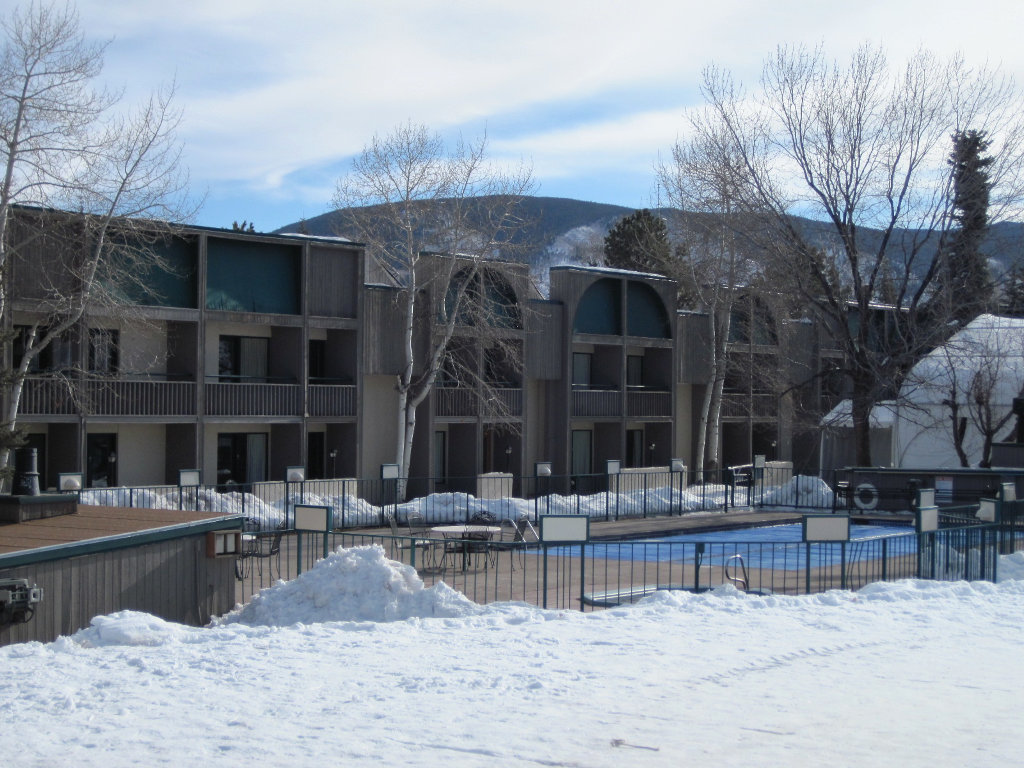 The Inn at Aspen pool during winter