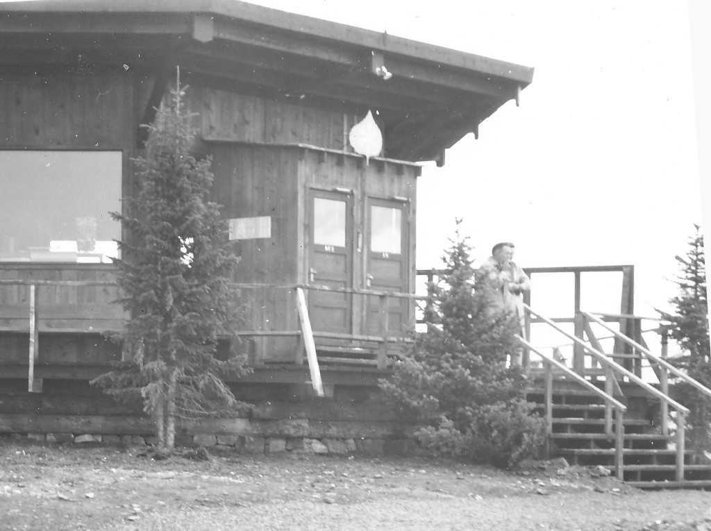 Aspen Sundeck historical photo of original Sundeck
