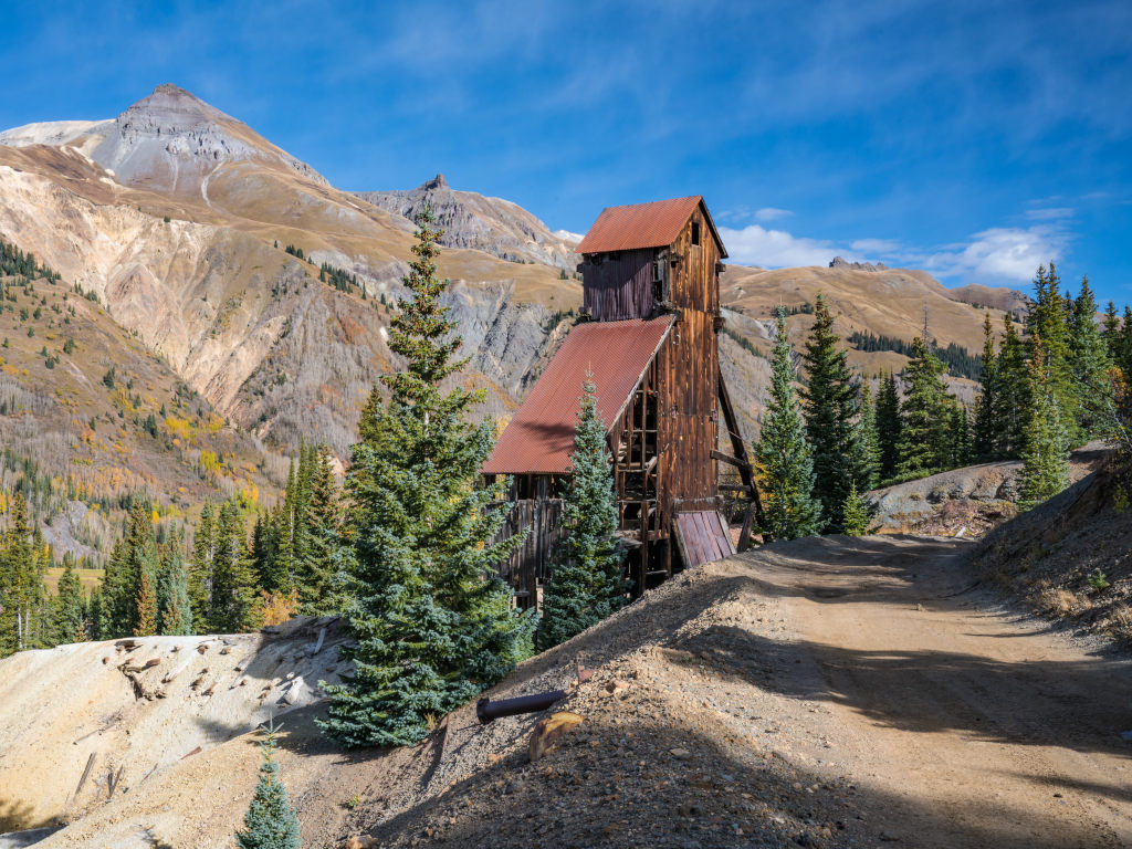 abandoned vertical mine shaft Yankee Girl Mine near Million Dollar Highway