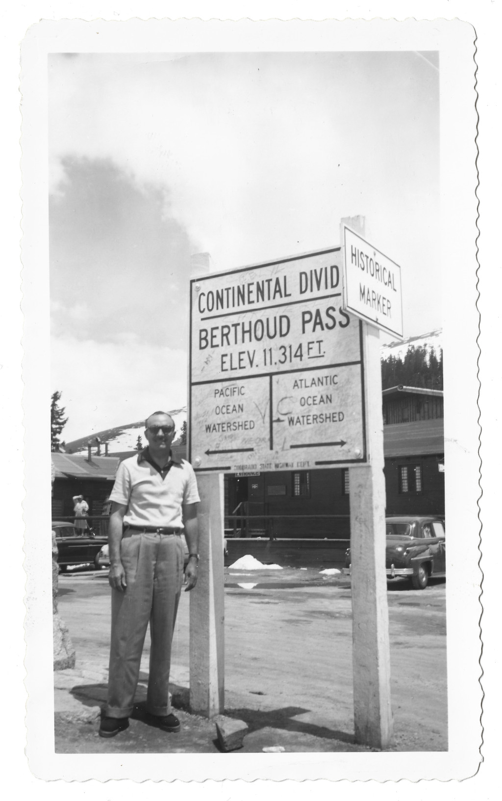 full scan of 1952 Berthoud Pass Continental Divide sign photograph CB-6552