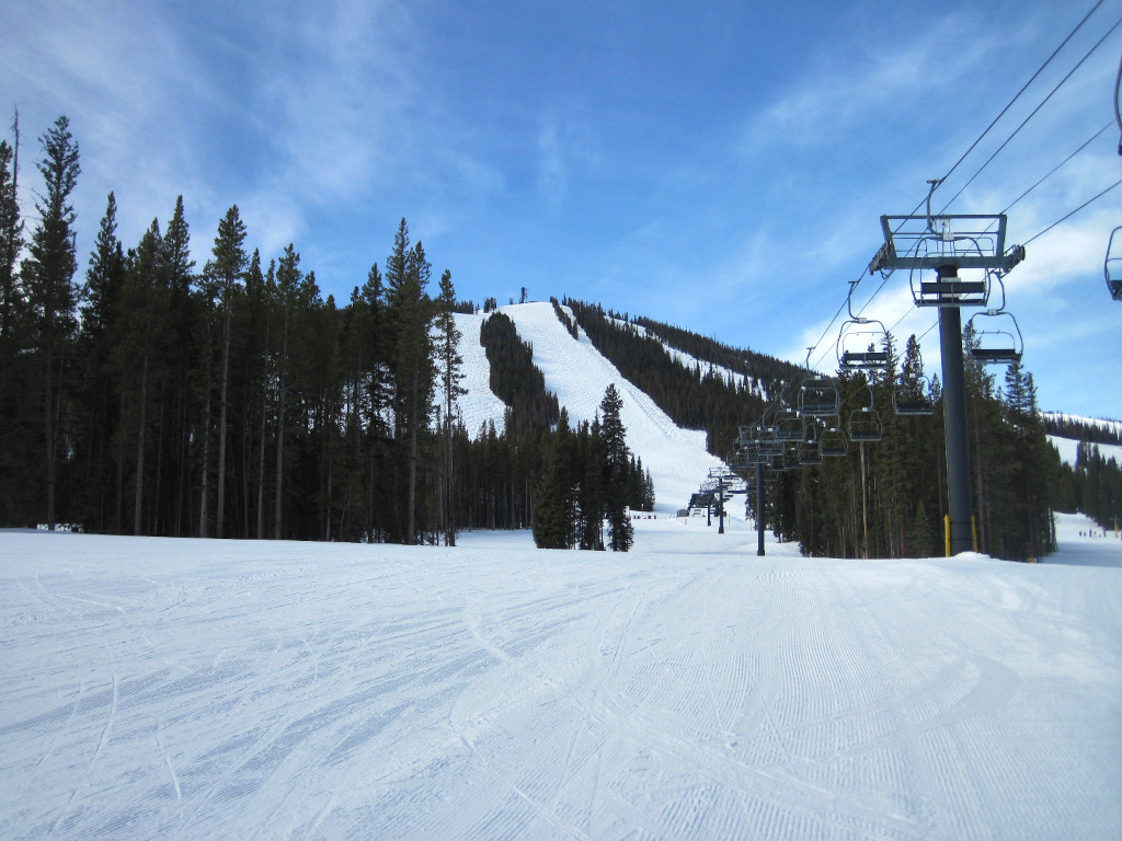 Endeavor chairlift and Porcupine beginnner ski trail at Winter Park